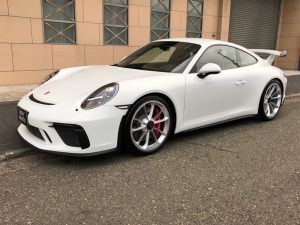 991GT3 後期18MODEL 6MT Fリフト❢、と・・・